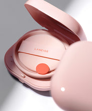 Load image into Gallery viewer, Laneige Neo Cushion Glow SPF46 PA++ - 15g x 1ea