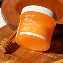 Load image into Gallery viewer, NEOGEN DERMALOGY CARROT DEEP CLEAR OIL PAD 150ML (60 PADS)
