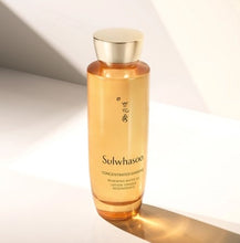 Load image into Gallery viewer, Sulwhasoo Concentrated Ginseng Renewing Water 125ml